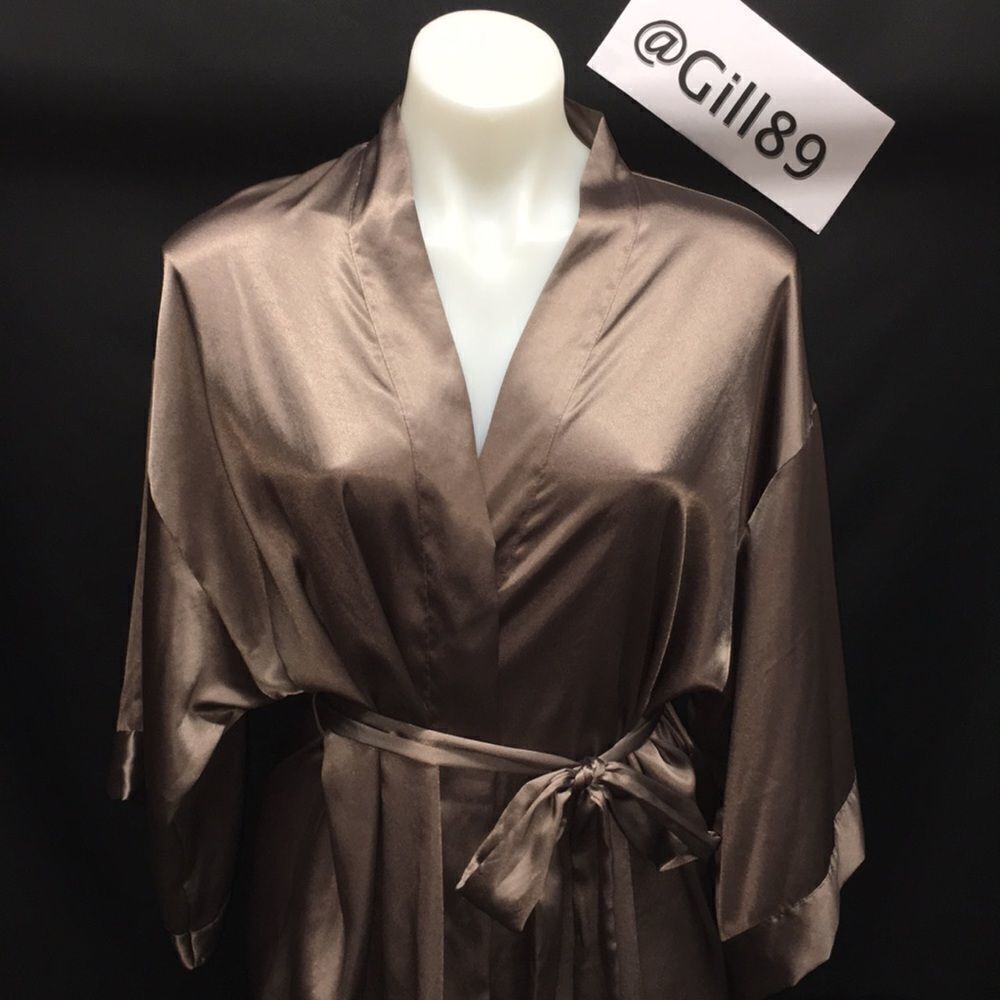 🔥NEW ❤️VICTORIA SECRET ROBE kimono - Picture 2 of 4